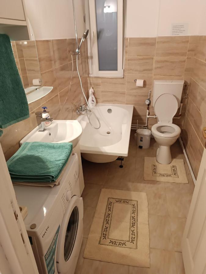 Central Bacău Екстериор снимка